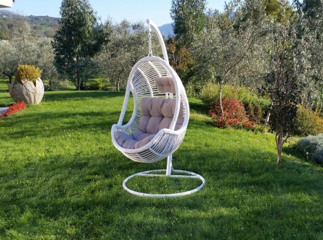 Poltrona sospesa per relax all'aria aperta
