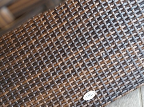 Intreccio in rattan sintetico marrone
