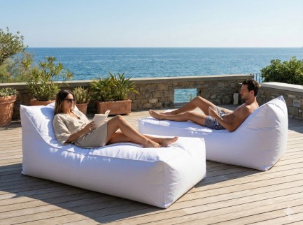 Lettino imbottito da esterno in tessuto bianco 2