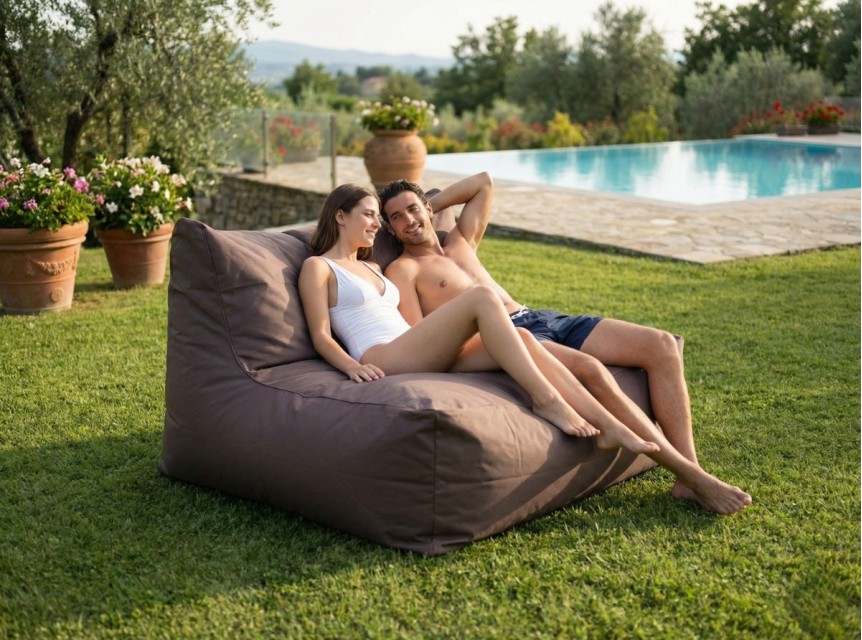 Divano da giardino in tessuto imbottito marrone