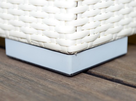 Salotto per esterni eleganti in rattan bianco