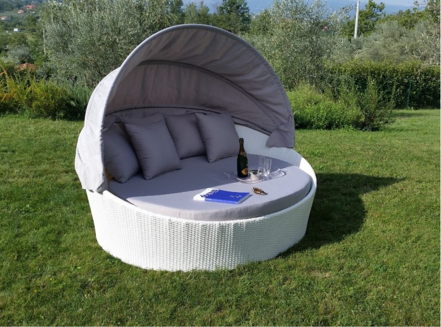 Divano con parasole per esterno bianco