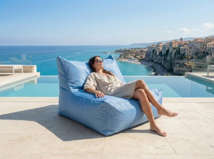 Poltrona doppia da esterno in tessuto colore carta da zucchero