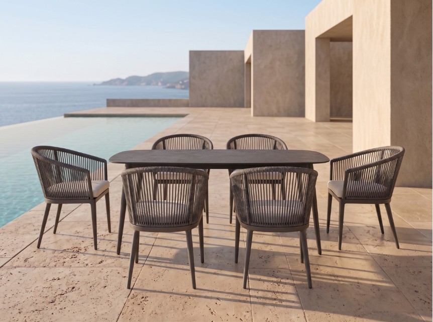 tavolo e sedie per esterno di design in alluminio