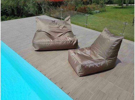 Cuscino a sacco poltrona da esterno colorata